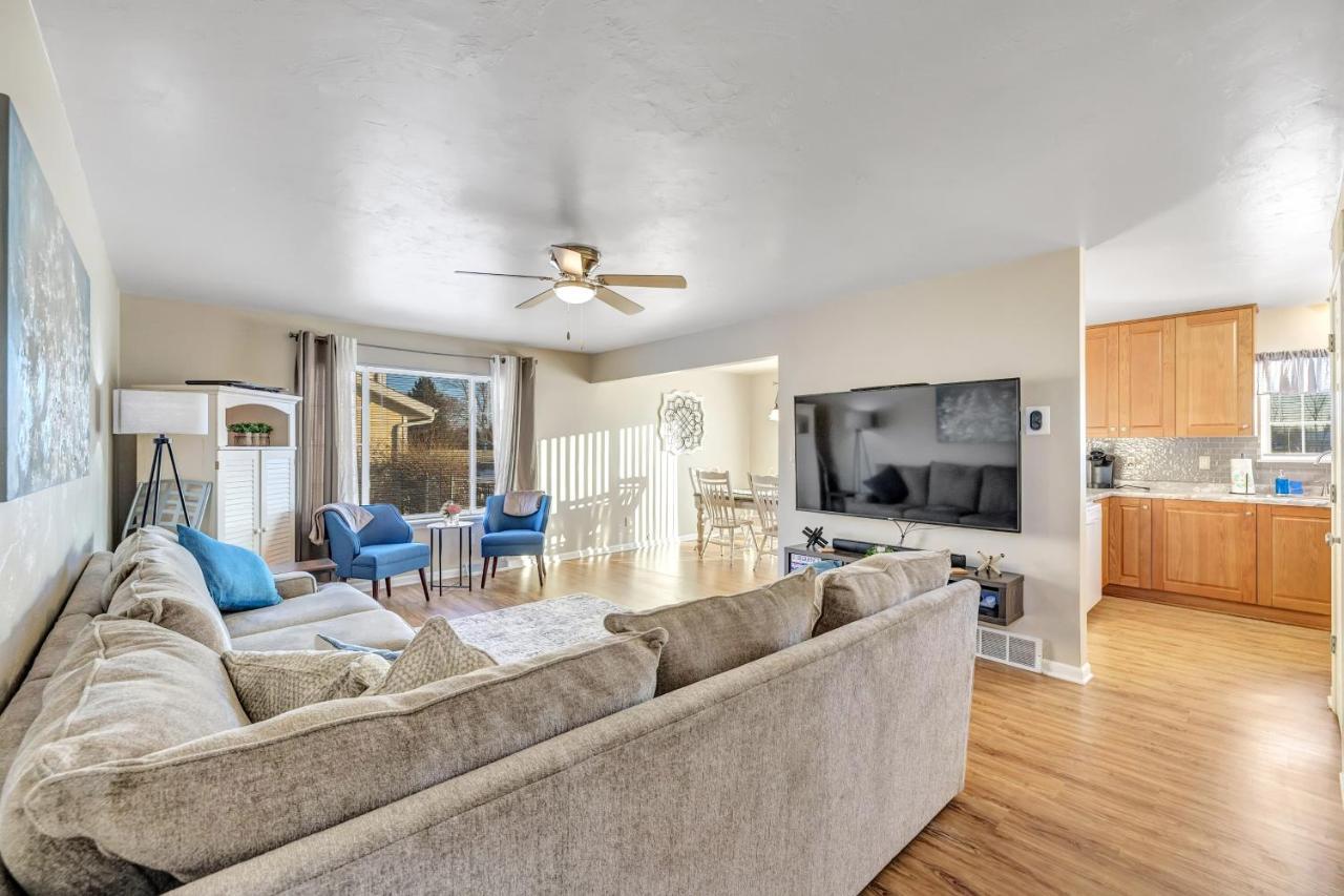 Serene 3 Bedroom Home, Nrm, Wi-Fi, Parking, Queen Bed De Pere 외부 사진
